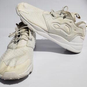 Reebok Classic/ Talla: Usa 8 1/2 Cm: 26.5 Poco Uso Por Favor, medir el pie antes de comprar.